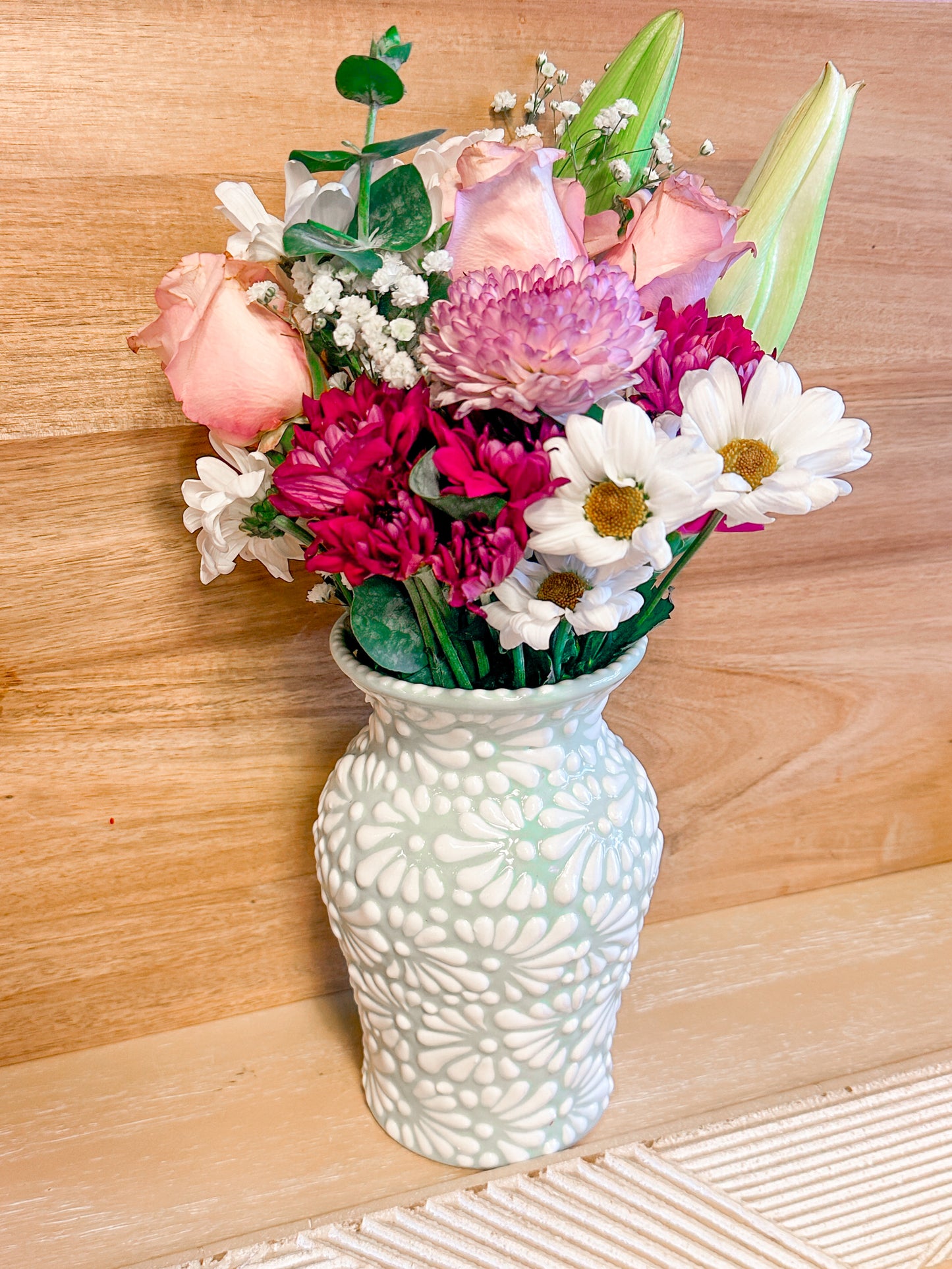 Talavera Medium Vase (Mint)
