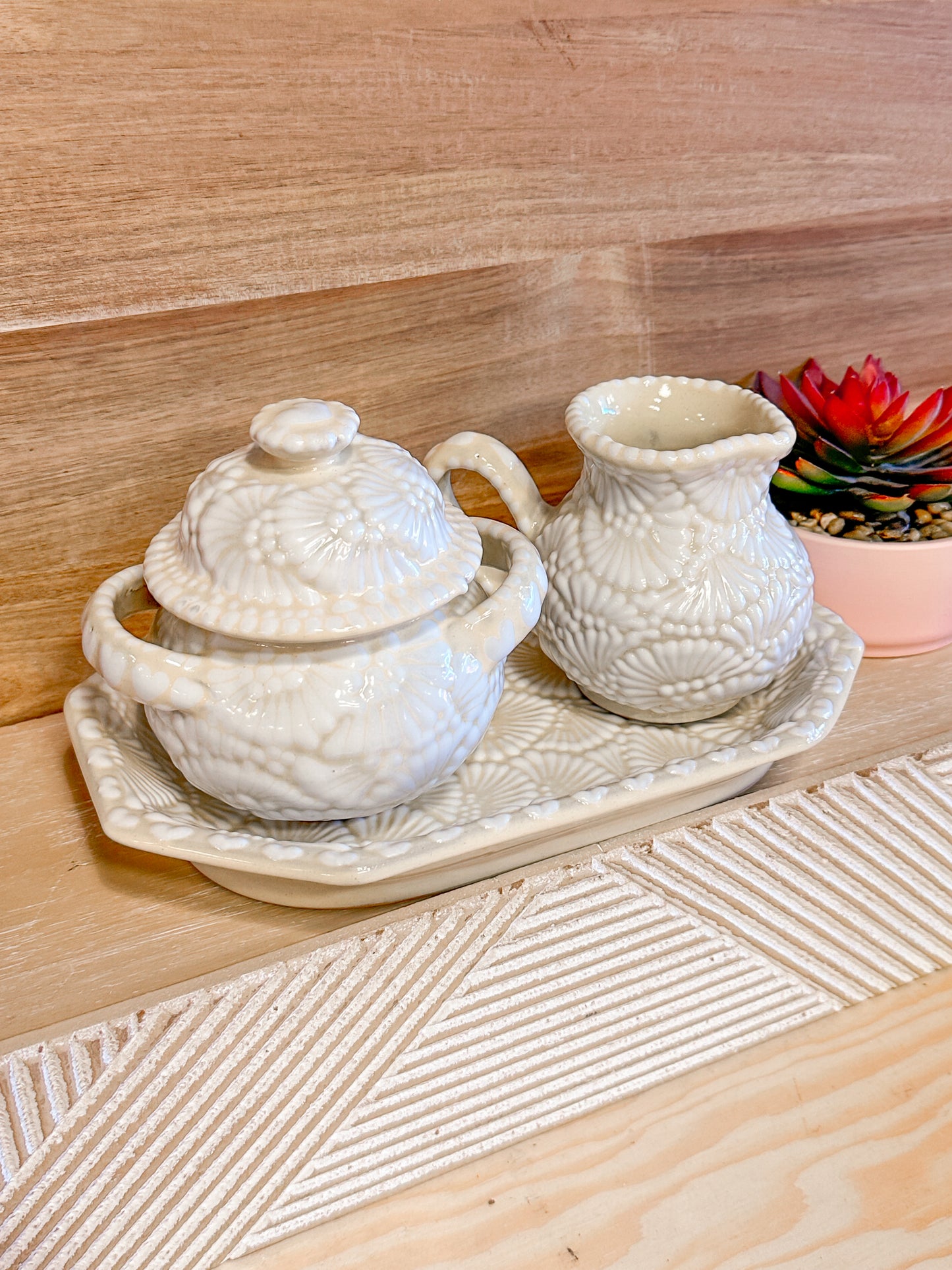 Talavera Creamer Jug (White & Cream)