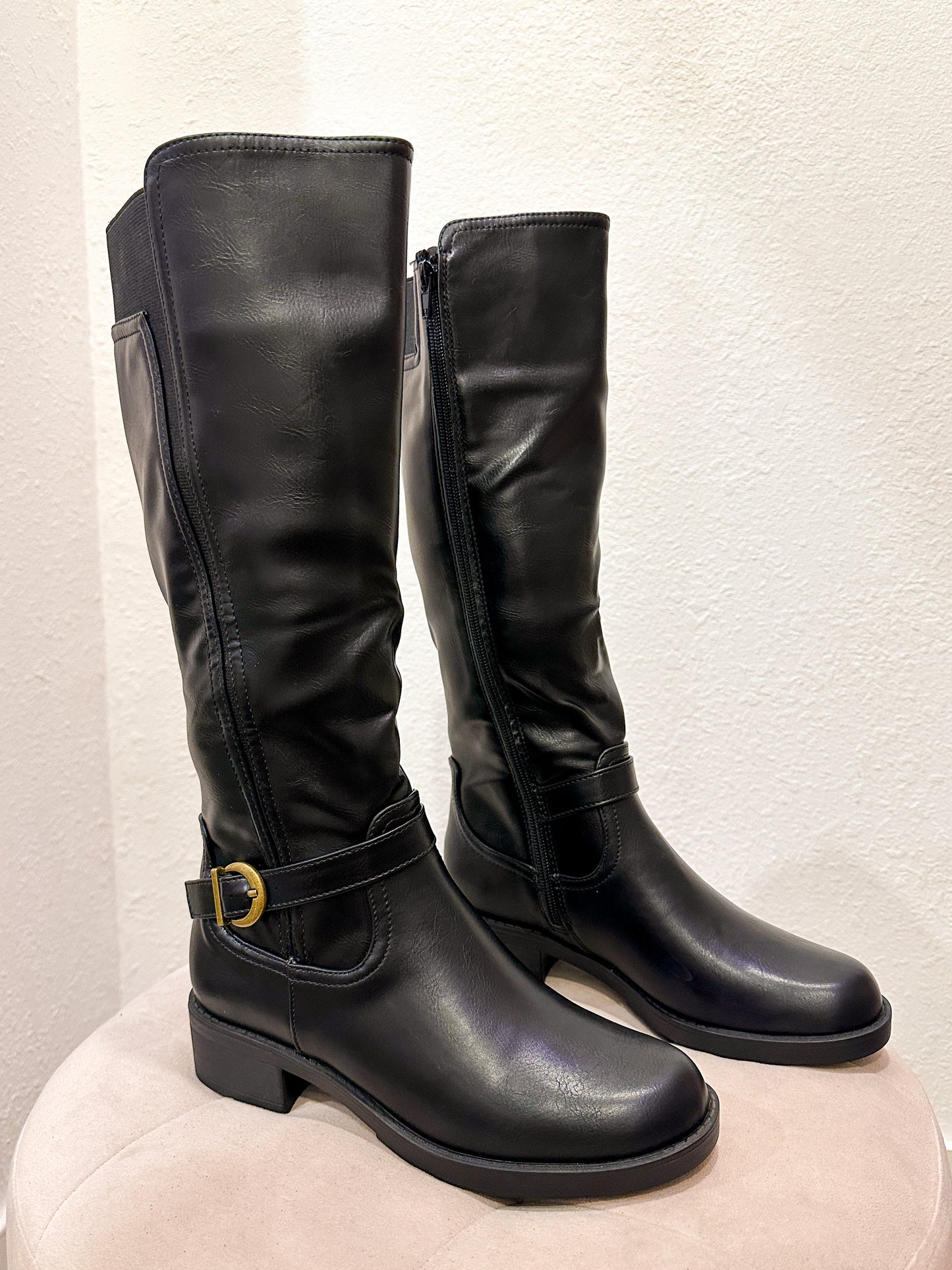 Leslie Boots