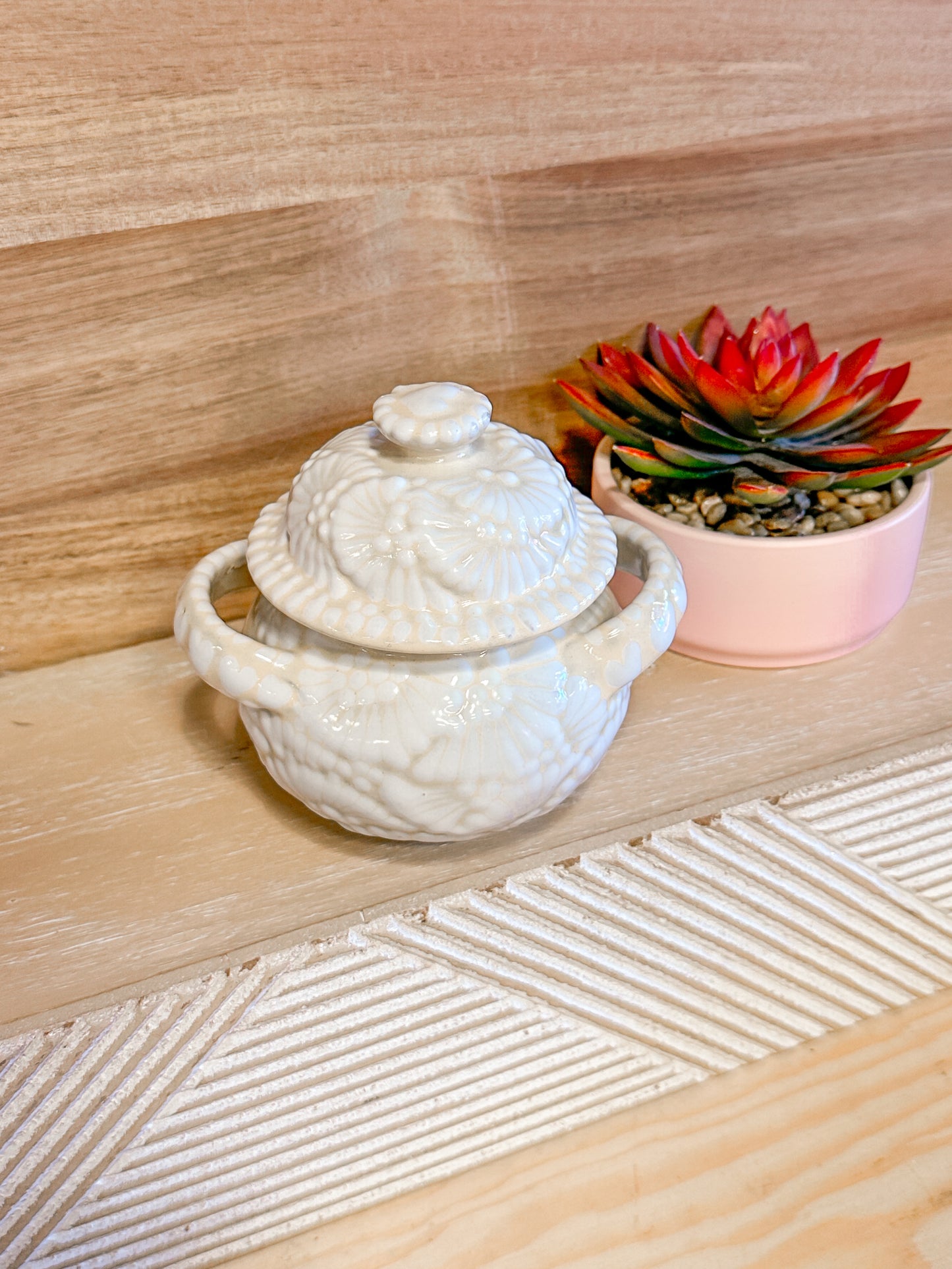 Talavera Medium Sugar Bowl (White & Cream)