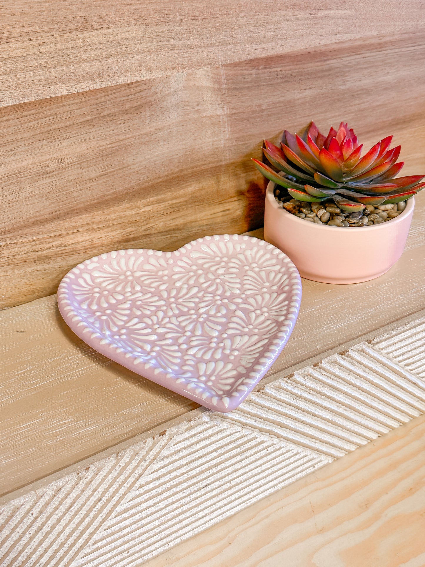 Talavera Heart Plate (Purple & White)