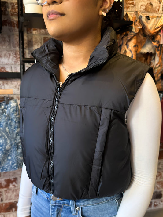 Black Puffer Vest (Zipper Pocket)