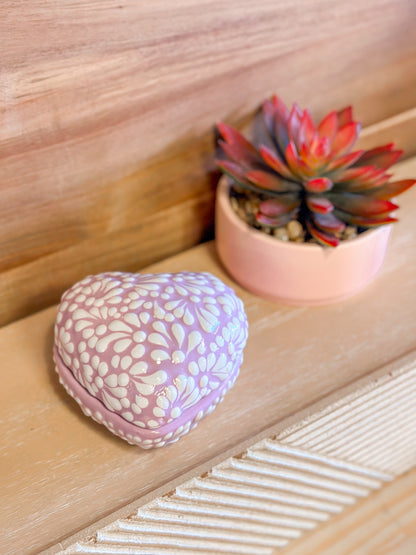 Talavera Heart Jewelry Box Candle (Light Purple & White)