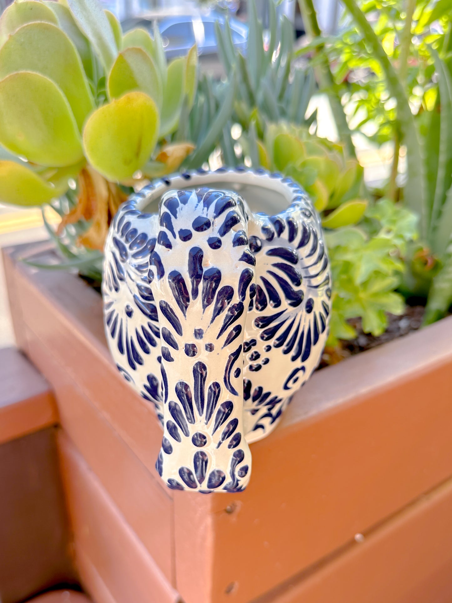 Talavera Large Skull (Blue & White)