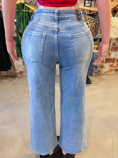 Comfy straight jeans