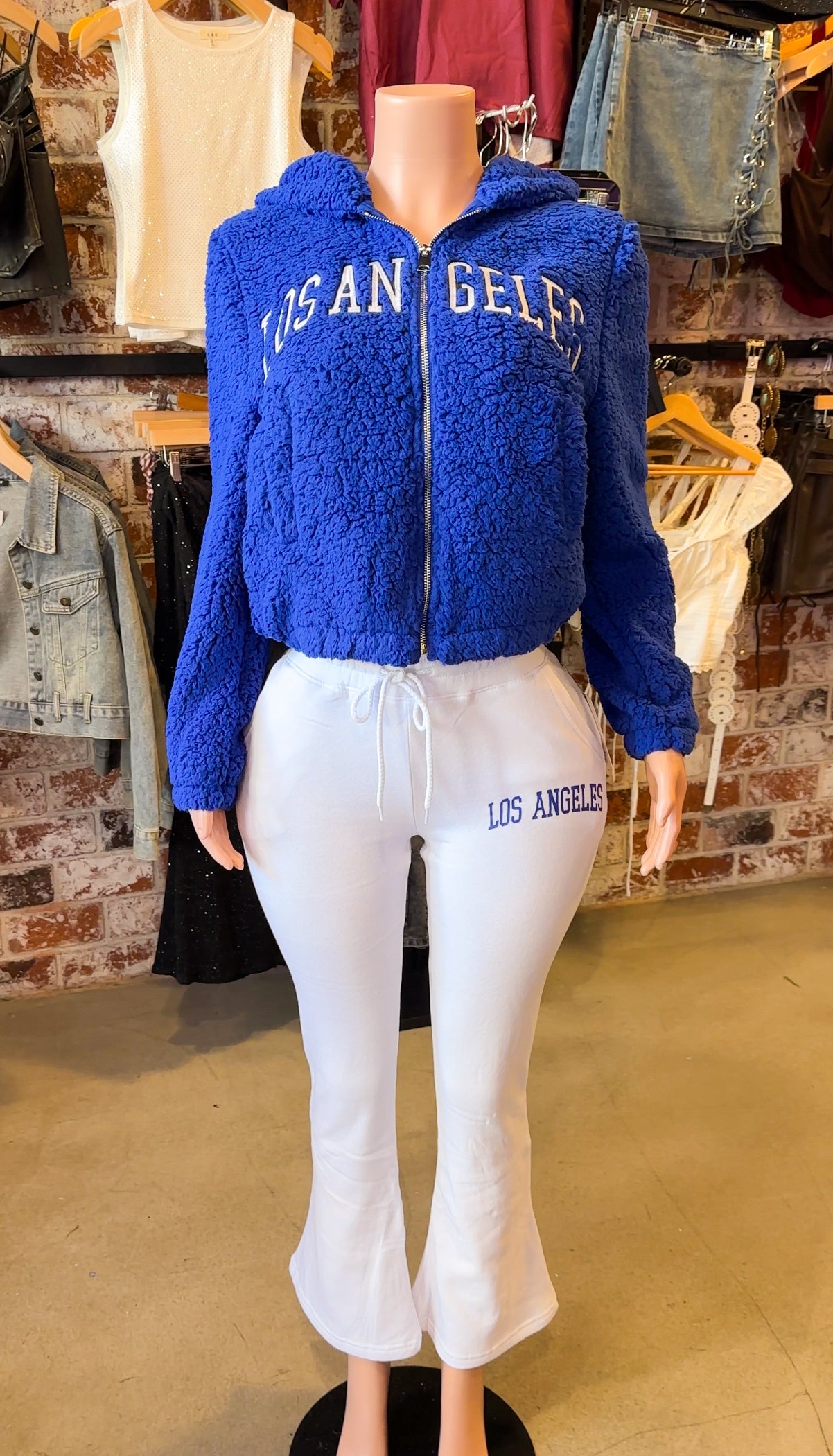 Los Angeles Set (Blue Sweater)