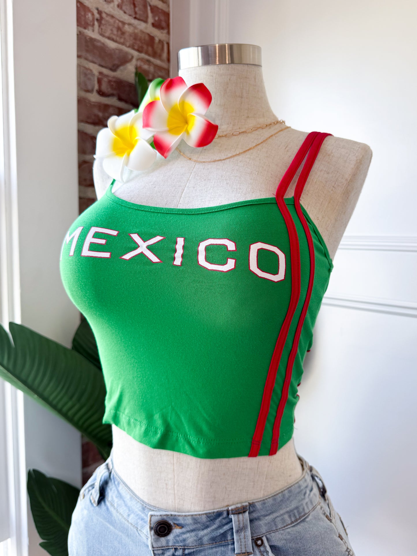 Mexico Double red strap top