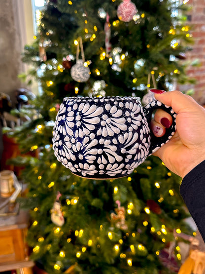 Talavera Low Regular Mug (Royal Blue & White)