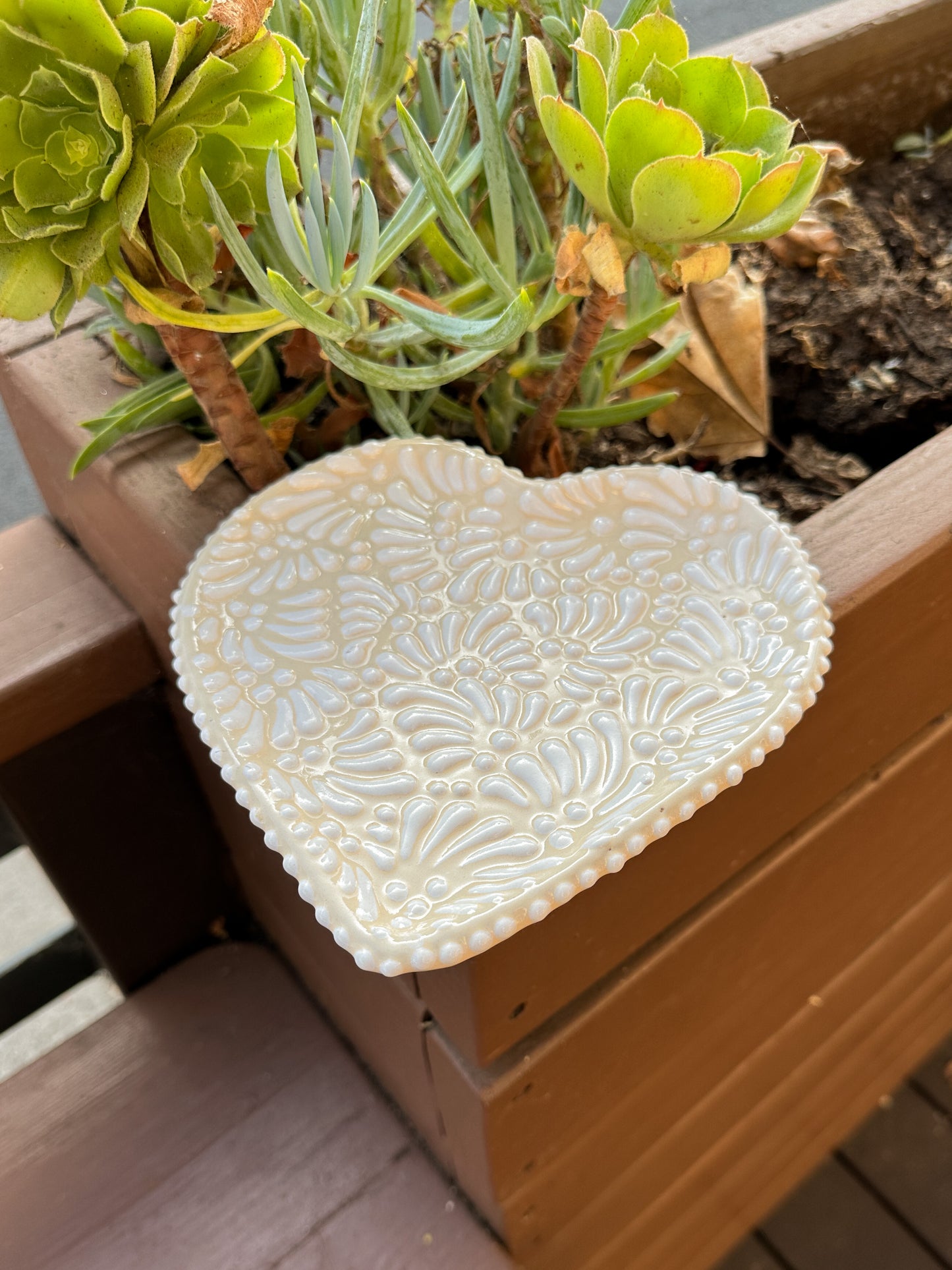 Talavera Heart Plate (White)