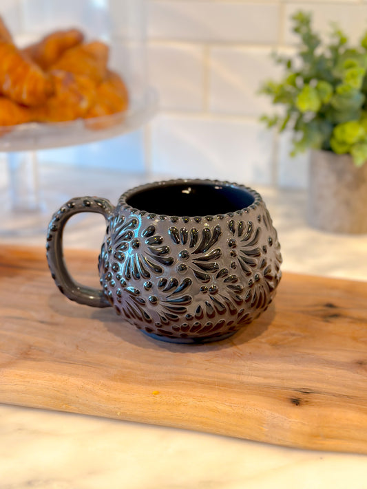 Talavera Low Regular Mug (Black & Grey)