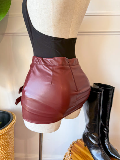 Sin Miedo Skort Burgundy