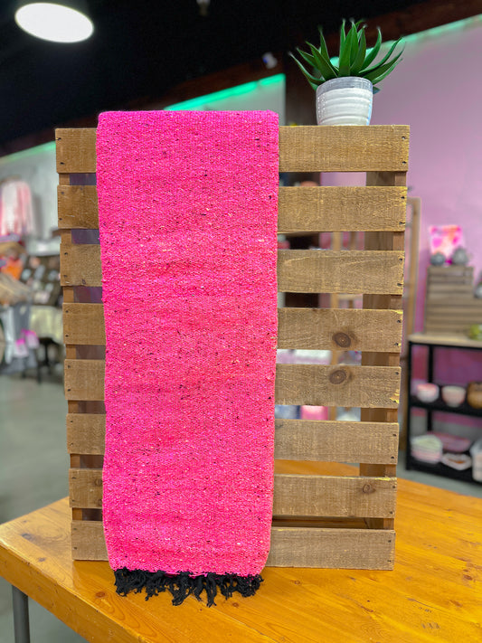 Mexican Woven Blanket (Hot Pink & Black)