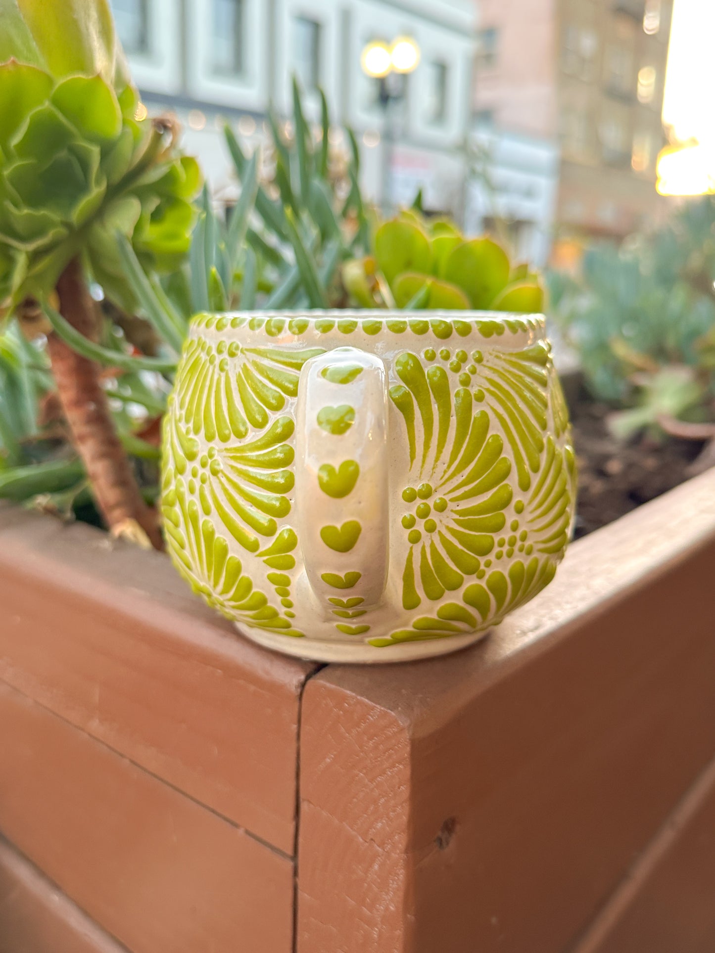 Talavera Regular Mug (Green & Cream)