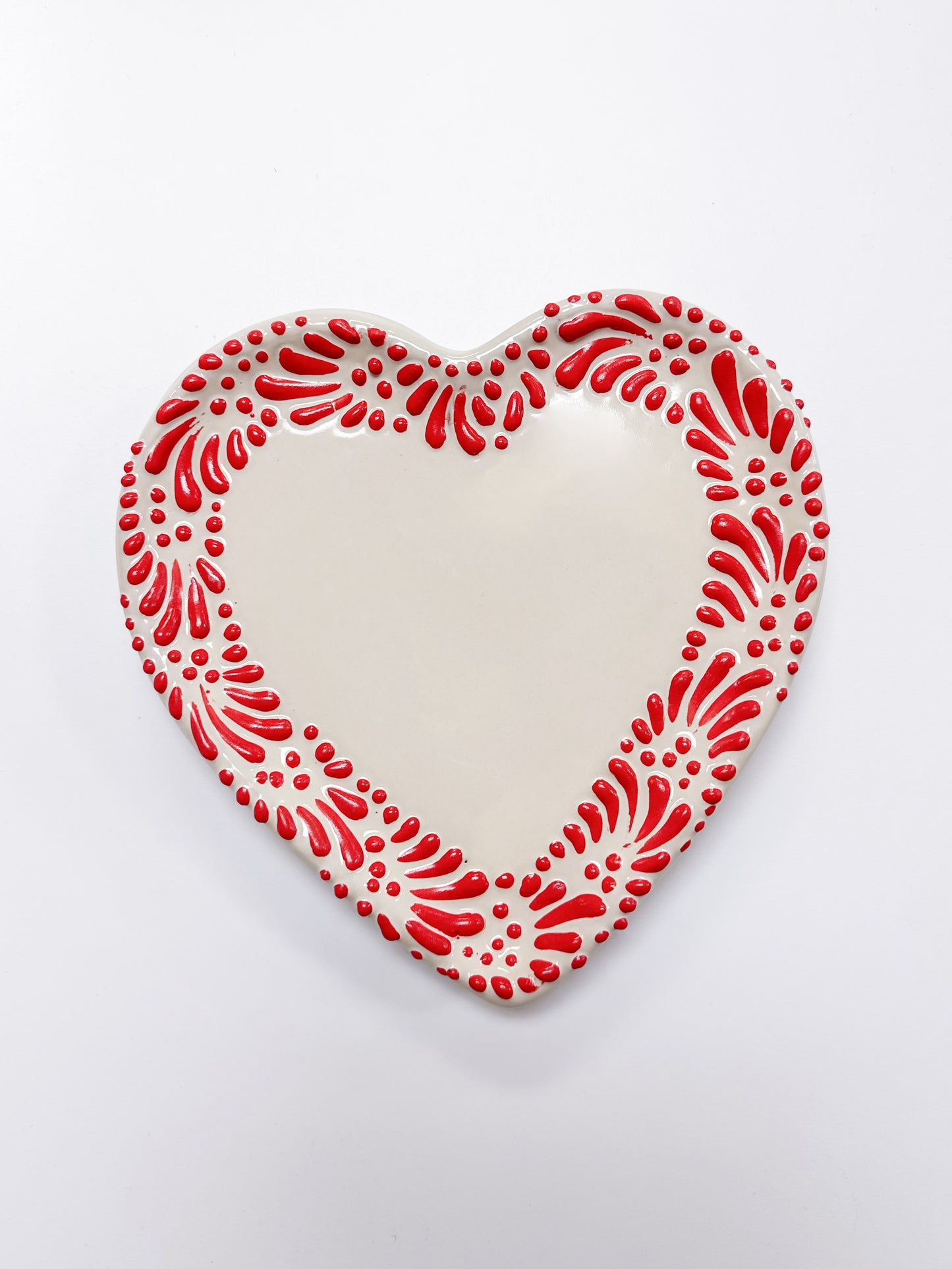 Talavera Heart Plate (Red & White)