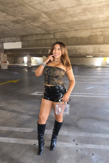 On Command Corset