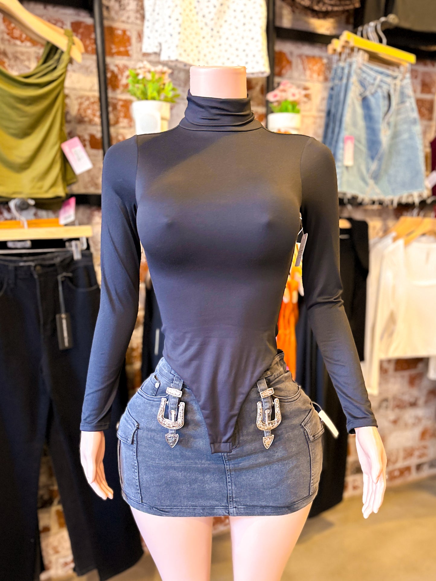 Turtle Neck Bodysuit (Black)