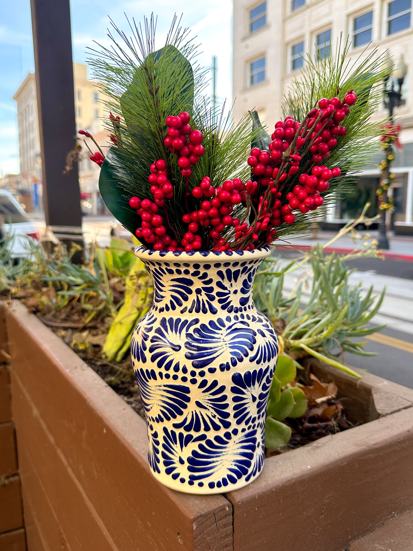 Talavera Medium Vase (Blue & Cream)